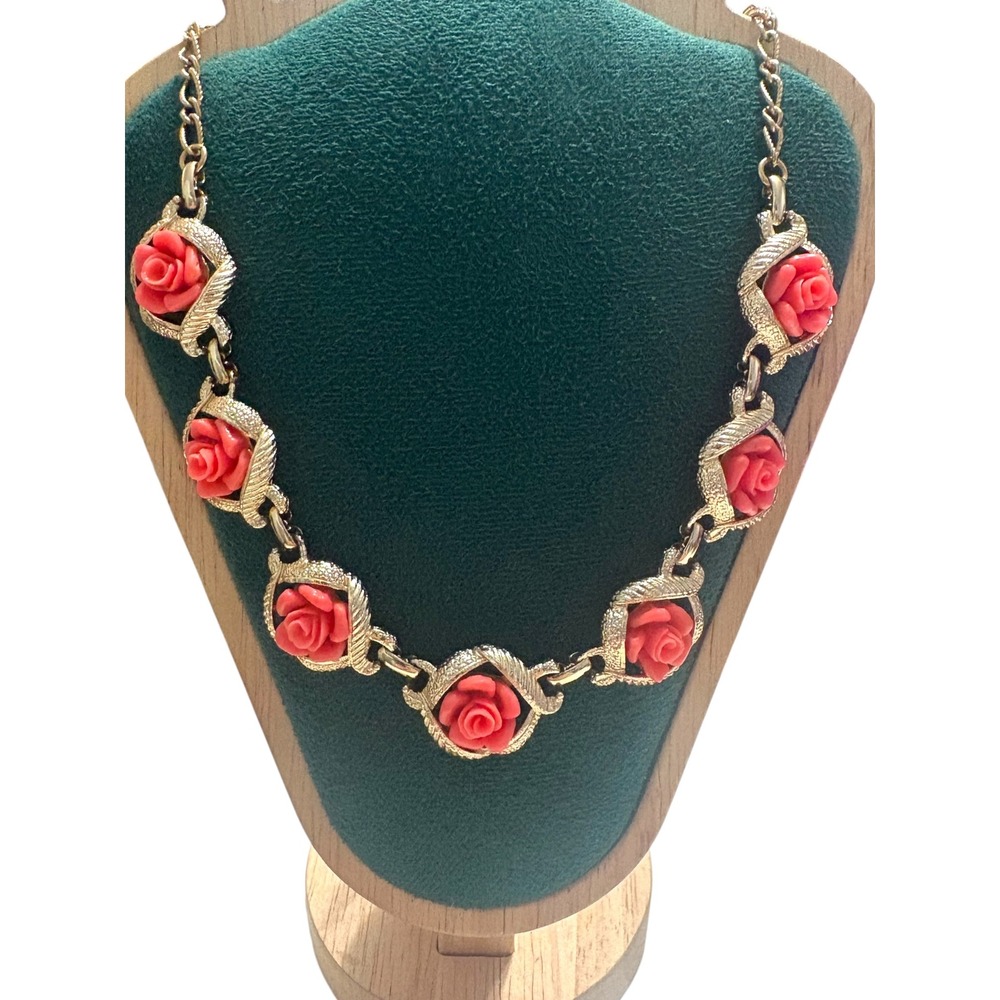 Vintage Sarah Coventry Coral Rose Jewelry Set Necklace Bracelet Clip Earrings - Picture 4 of 15